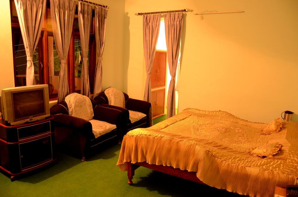 Kalawati Retreat Eco Village Resort Ranikhet Esterno foto
